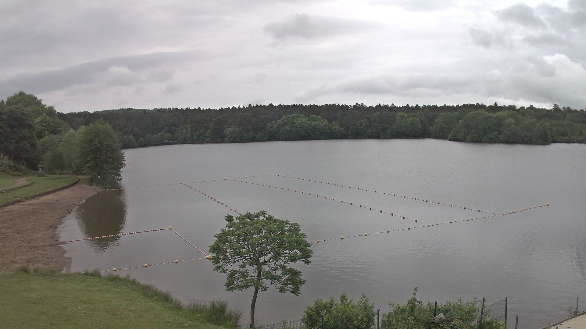 Traffic Cam Aydat: Lac d'Aydat