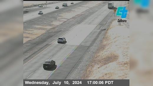 Traffic Cam Tracy › West: WB 580 Corral Hollow Rd