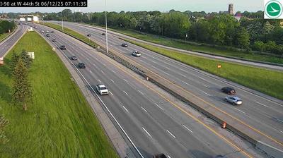 Detroit Shoreway Traffic