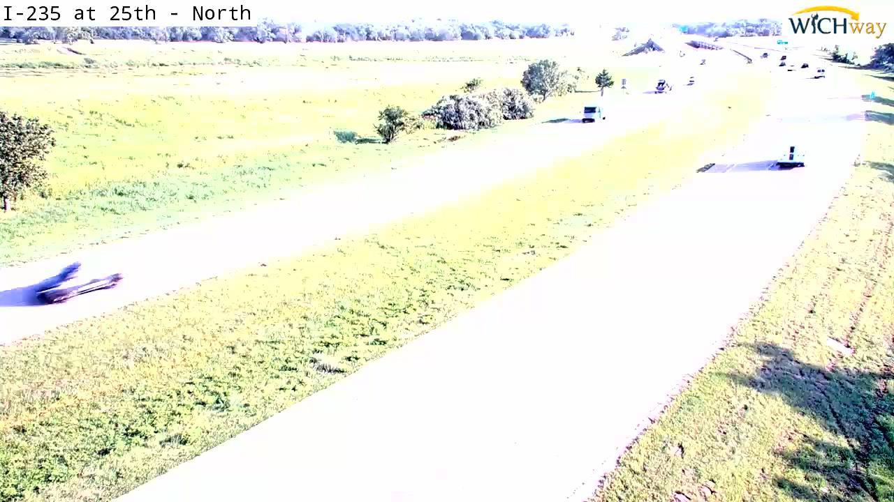Traffic at Wichitas I-235 and 25th Webcam