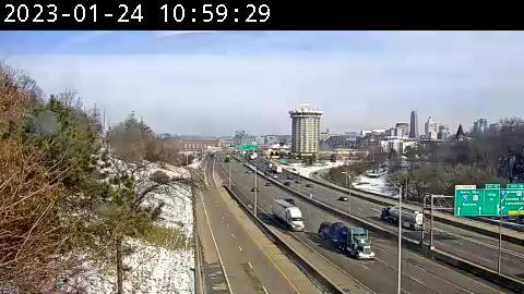 Traffic Cam Mainstrasse Village: I-71/I-75 at 12th St