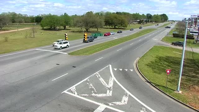 Traffic Cam Tuscaloosa › North: TUS-CAM--.