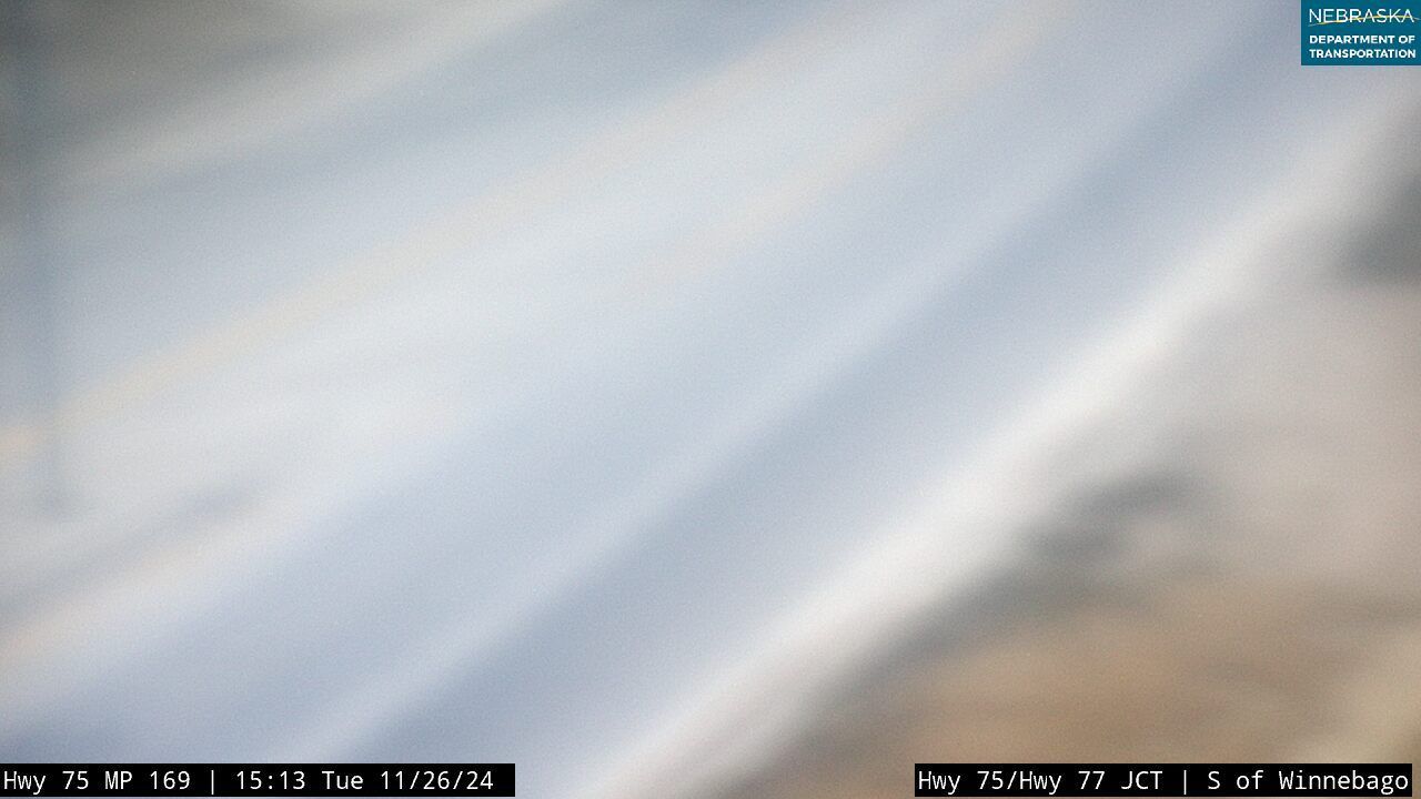 Traffic Cam Winnebago: US 75: S of - Hwy 77 Surface