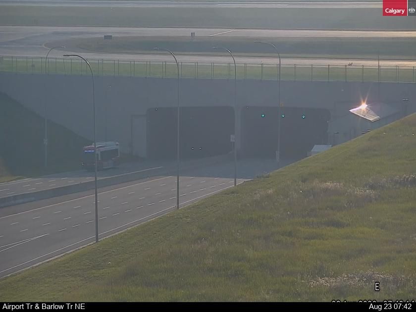 Traffic Cam Savanna: Airport Trail - Barlow Trail NE