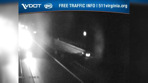 Traffic Cam Parkway Estates: I-64 - MM 239.24 - EB - AT Queens Creek bridge