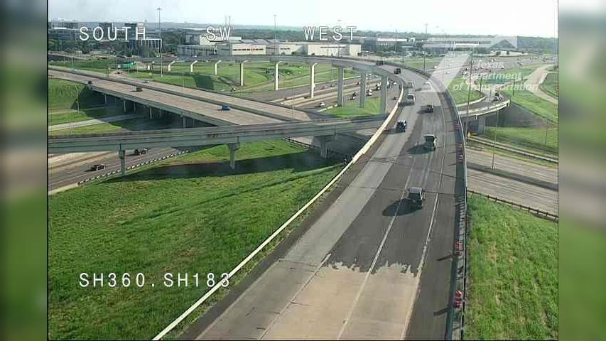 Traffic Cam Euless › North: SH 360 @ SH 183