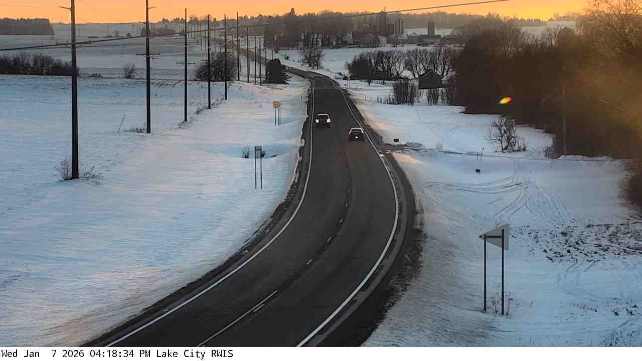 Traffic Cam Oak Center: US 63: U.S.63 (Lake City - MP 62.9): U.S.63 (Lake City - MP 62.9) View