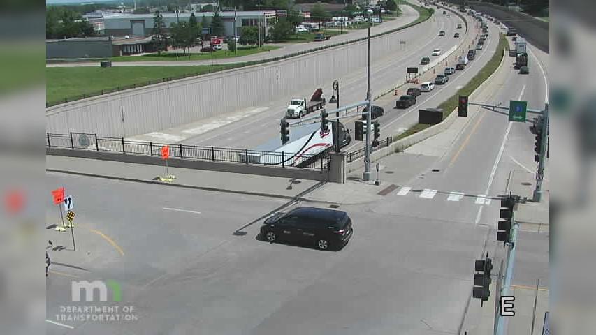 Traffic Cam Burnsville: MN 13: T.H.13 EB @ Co Rd