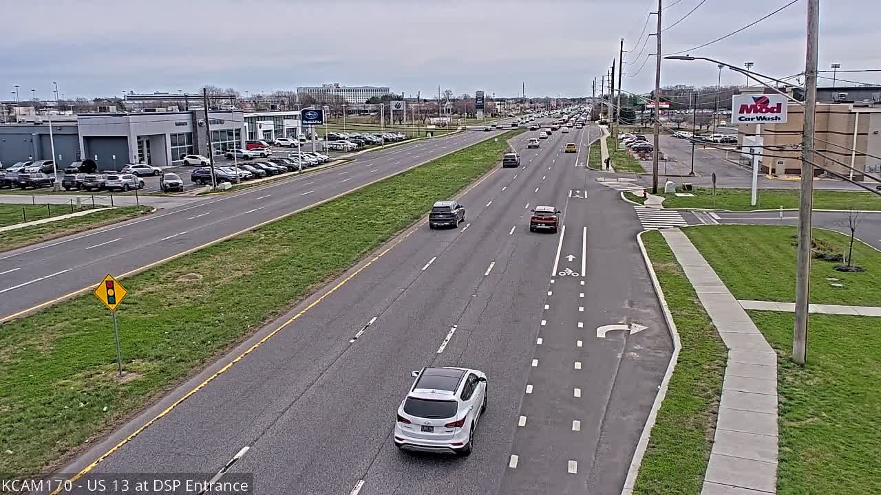 Traffic Cam Dover: US 13 @ DSP HQ (K335)