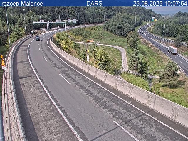 Traffic Cam Skofljica: A1/A2/E70, Ljubljana - južna obvoznica, razcep Malence
