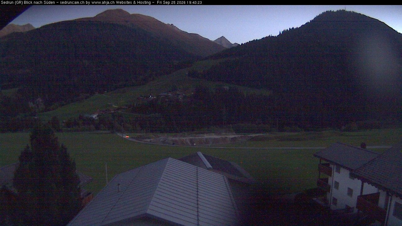 Sedrun › Süden: Via Cavorgia - NEAT-Erlebnisweg Aussichtsplattform