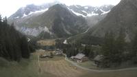 La Fouly: Glacier de l'A Neuve − Mont Dolent − Mont Blanc massif