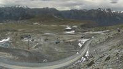 Daylight webcam view from Alpe d'Huez: weathercam