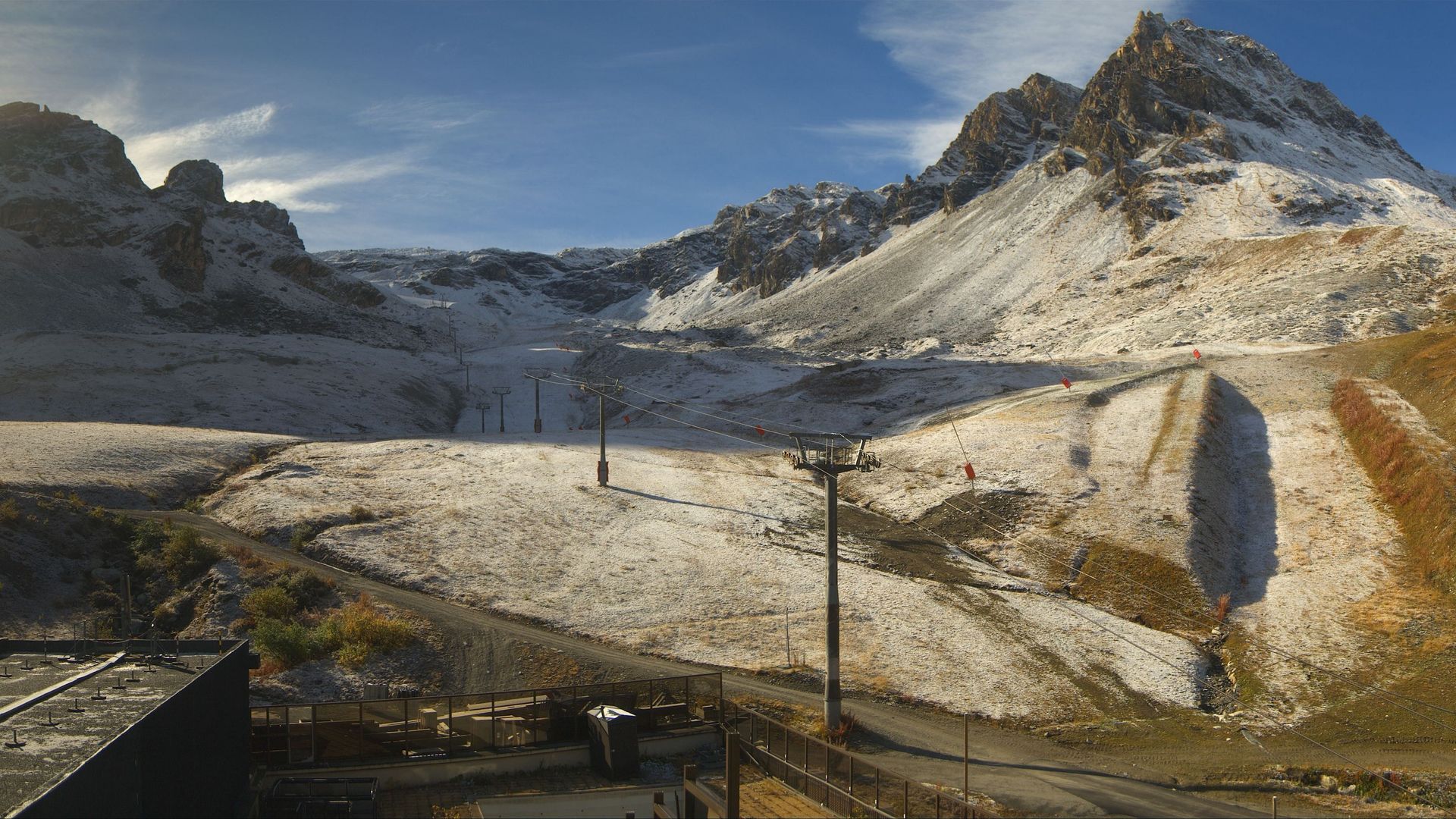 Traffic Cam Tignes › North-East: Avenue de la Grande Motte