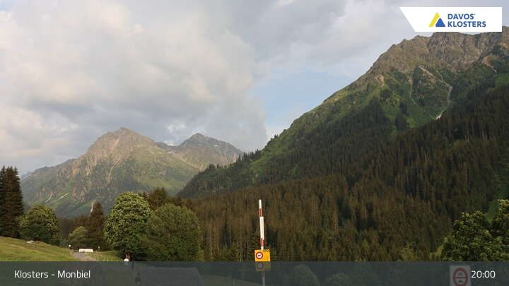Klosters Dorf: Klosters - Monbiel Parkplatz