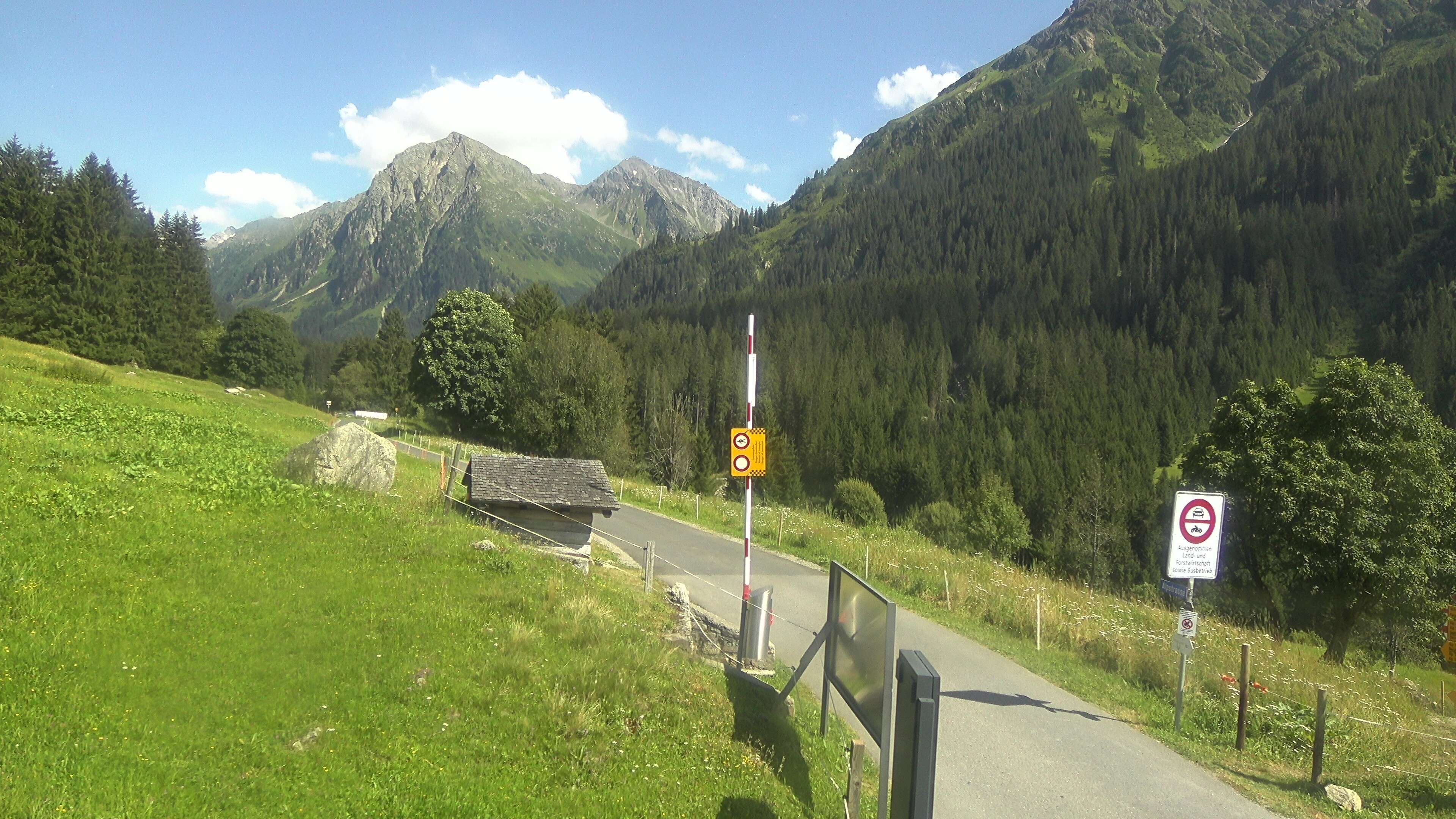 Klosters Dorf: Klosters - Monbiel Parkplatz