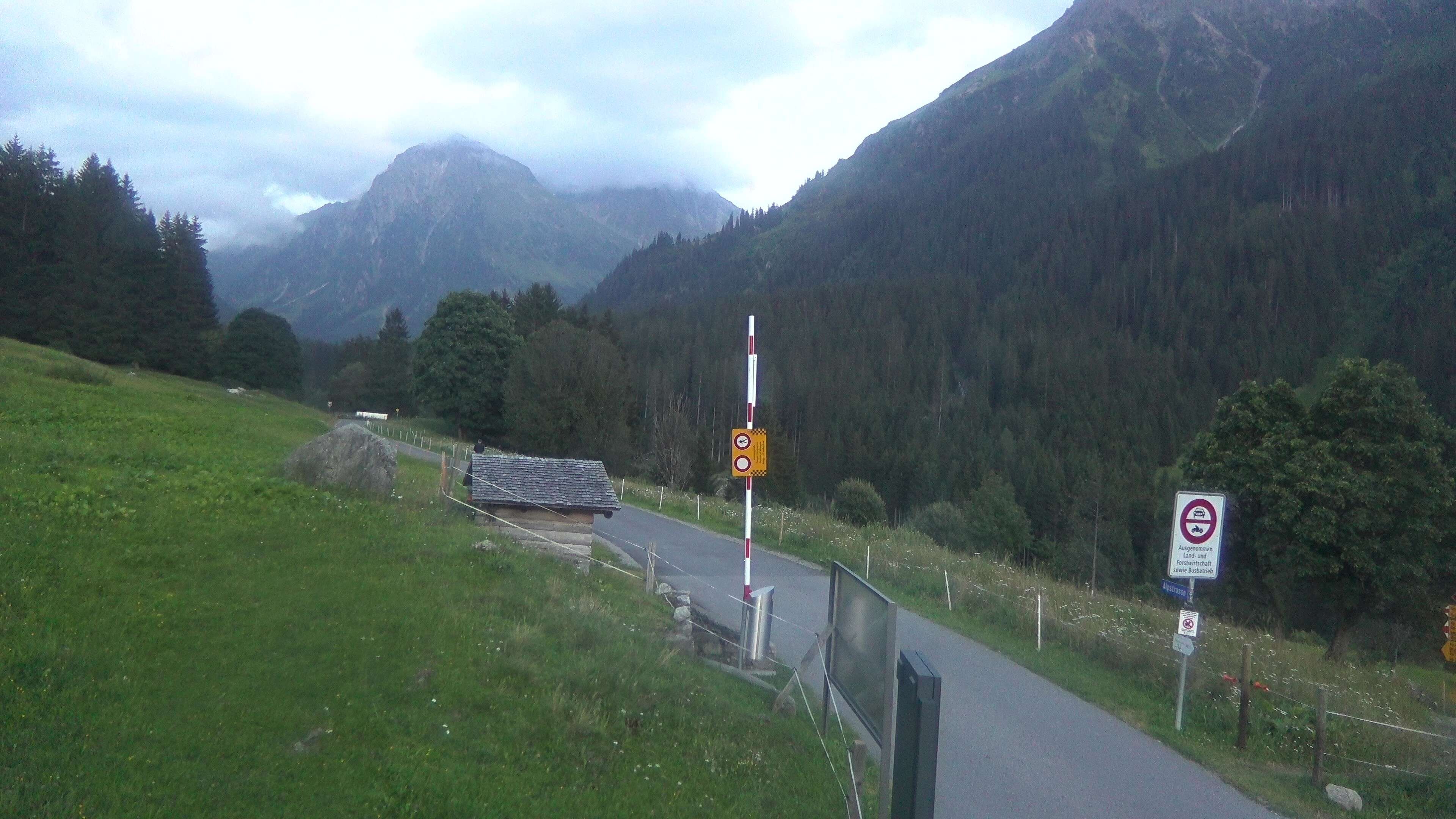 Klosters Dorf: Klosters - Monbiel Parkplatz