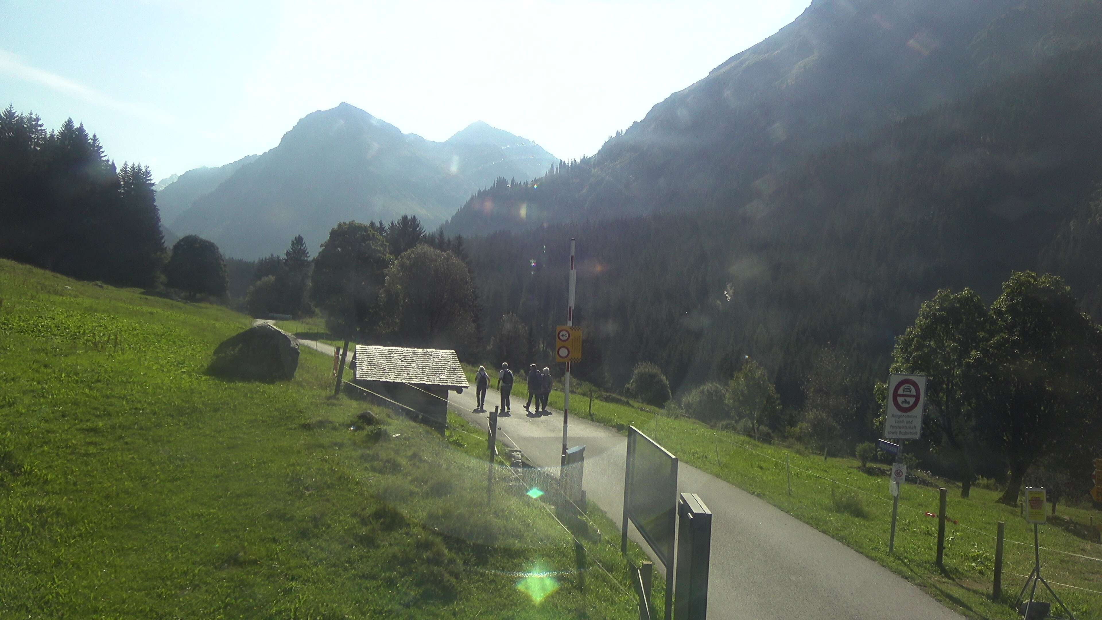 Klosters Dorf: Klosters - Monbiel Parkplatz