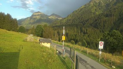 Klosters Dorf: Klosters - Monbiel Parkplatz