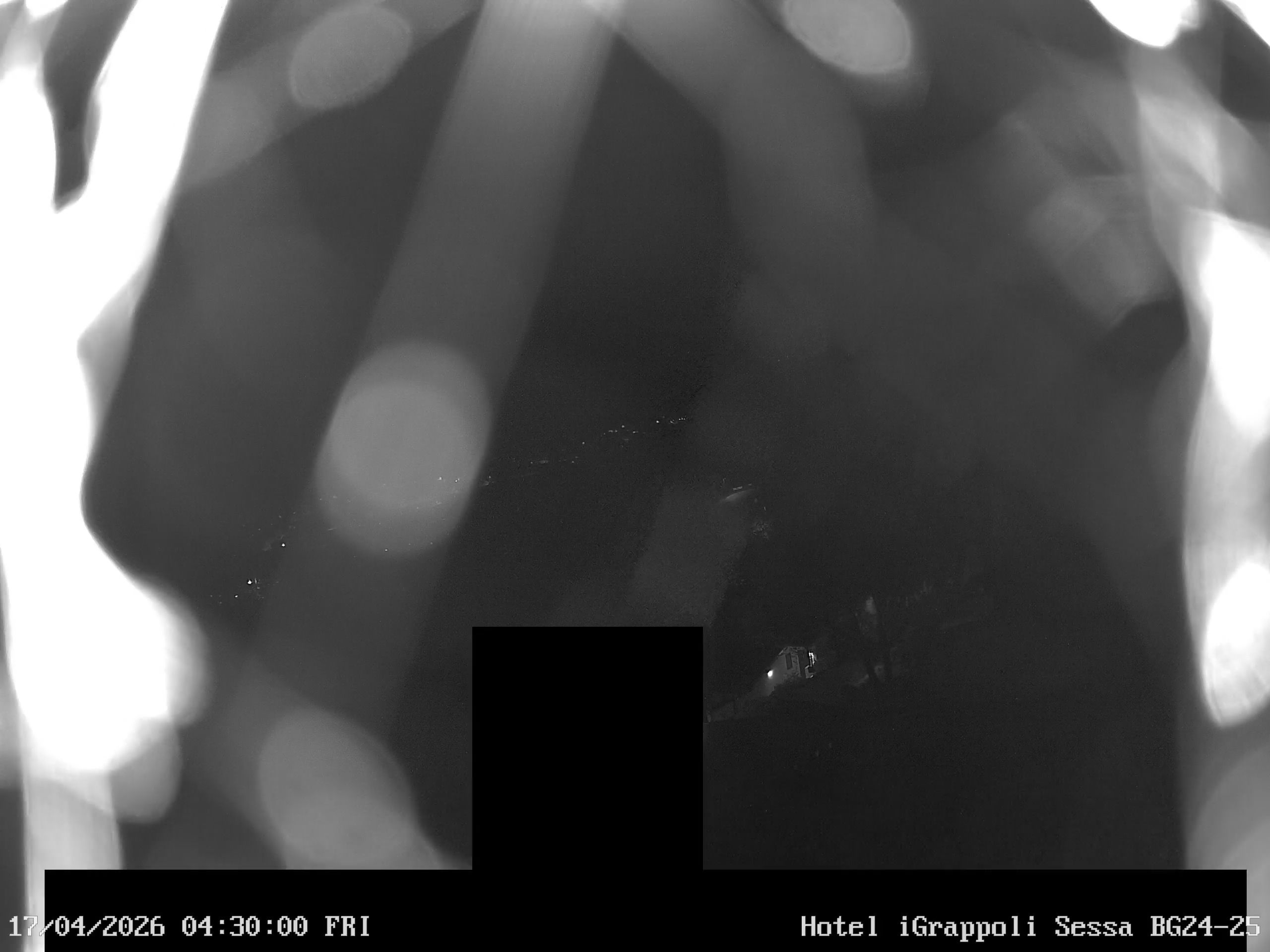 Sessa › Südwesten: Hotel I Grappoli - 6997 - Switzerland: Monte Sette Termini (r.), Monte Mezzano (l.), Tresa Valley & River running from Ponte Tresa to Luino