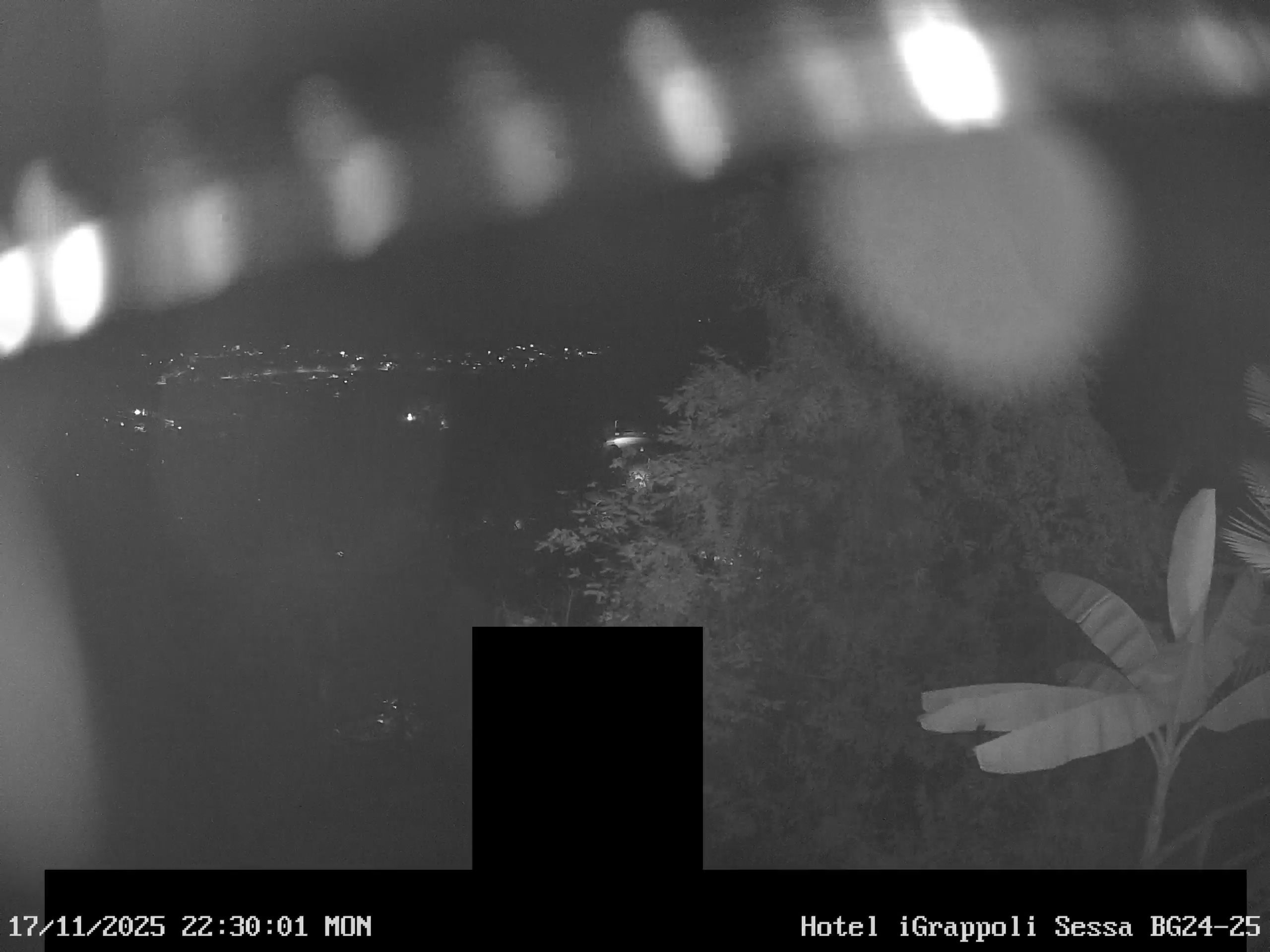 Sessa › Südwesten: Hotel I Grappoli - 6997 - Switzerland: Monte Sette Termini (r.), Monte Mezzano (l.), Tresa Valley & River running from Ponte Tresa to Luino