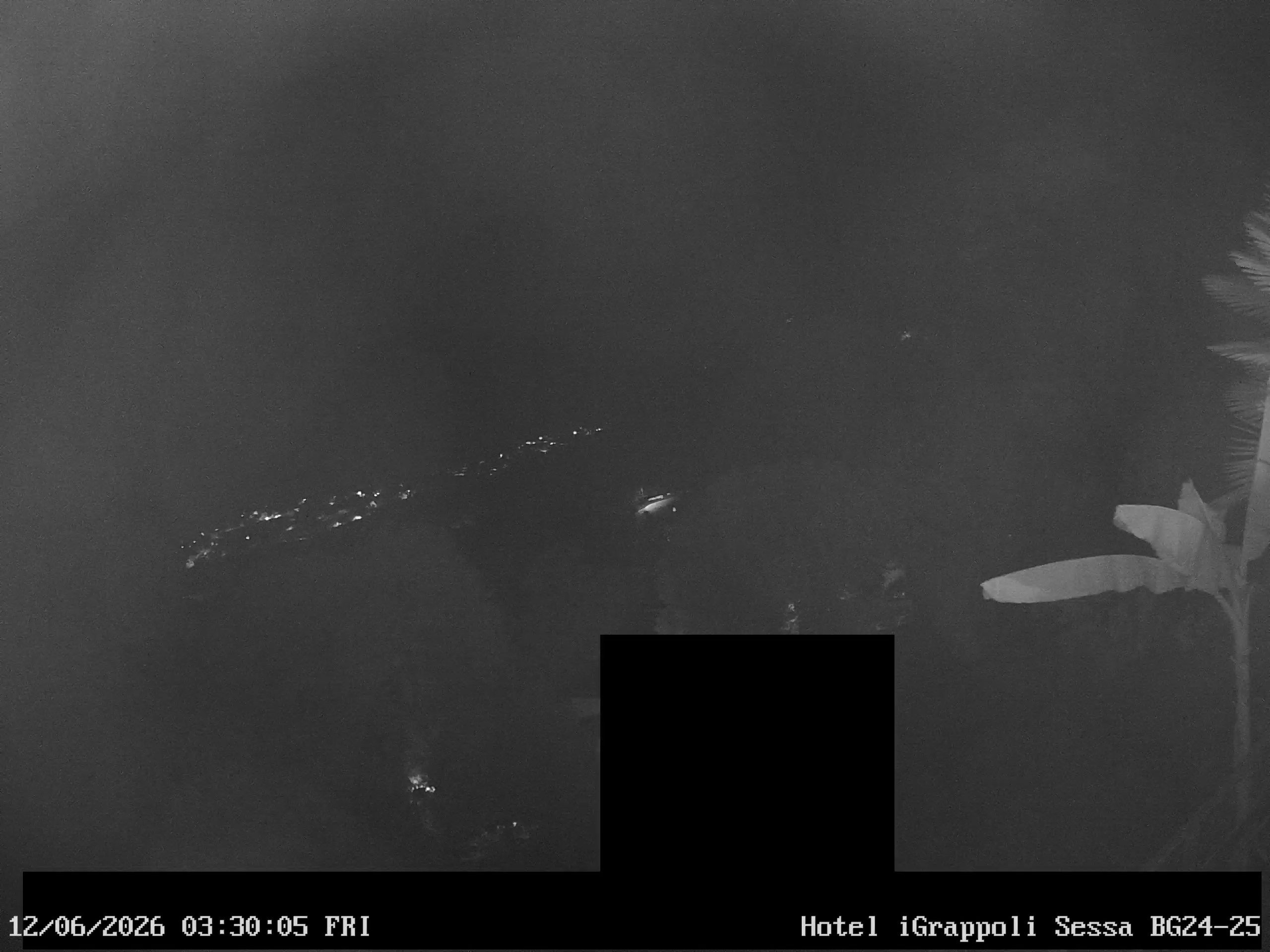 Sessa › Südwesten: Hotel I Grappoli - 6997 - Switzerland: Monte Sette Termini (r.), Monte Mezzano (l.), Tresa Valley & River running from Ponte Tresa to Luino