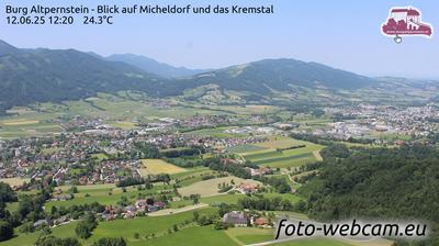 Altpernstein Castle: Micheldorf & Kremstal Views