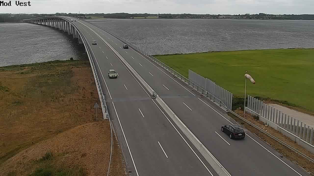 Traffic Cam Strandvangen › West: Kronprinsesse Marys Bro, LFØ - V