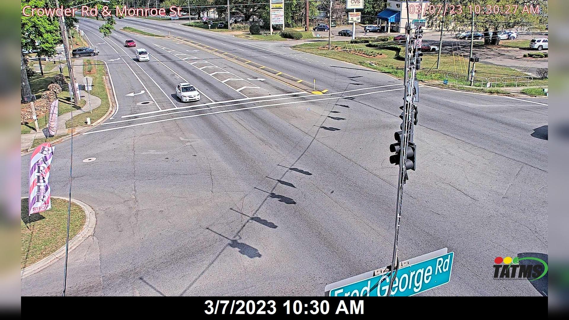 Traffic Cam Bellwood Estates: Crowder Rd at Monroe St