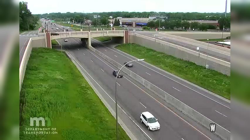 Traffic Cam Maplewood: T.H.36 EB @ English St