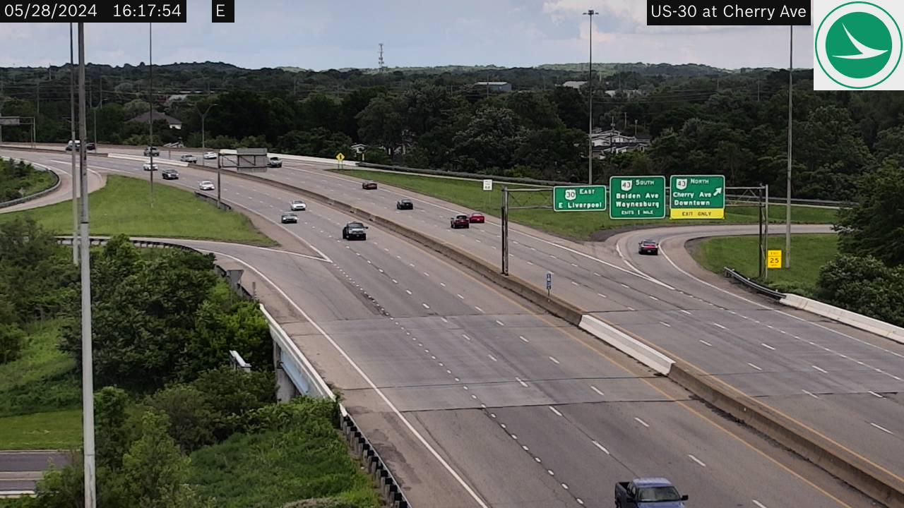 Traffic Cam Canton: US-30 at Cherry Ave