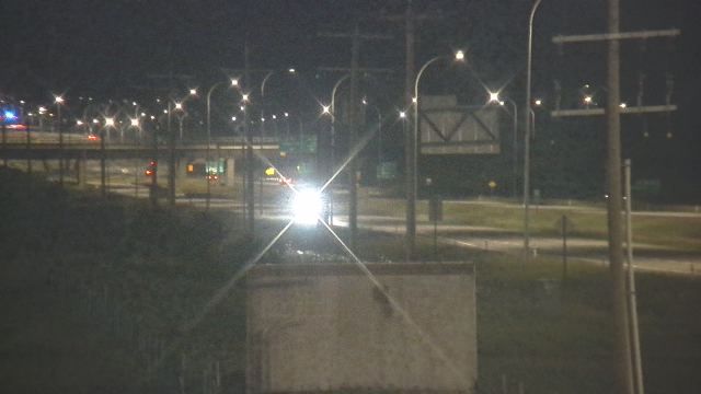Traffic Cam Sherwood Park: Hwy 16: Clover Bar Rd near
