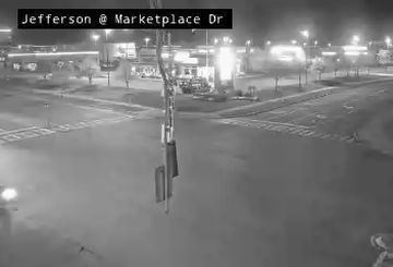 Traffic Cam Ontario Town: Jefferson Road at Marketplace Drive