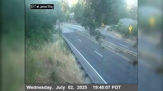 Traffic Cam Redwood Estates › South: TVB36 -- SR-17 : AT JESSIE WY