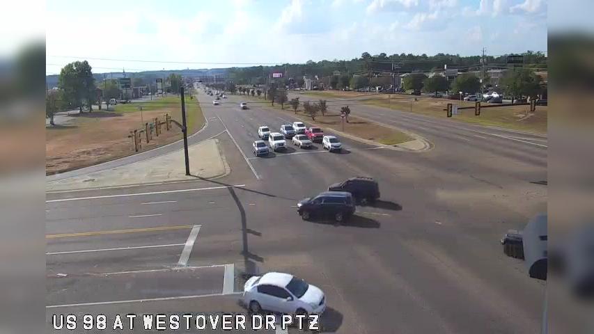 Traffic Cam Hattiesburg: US 98 at Westover