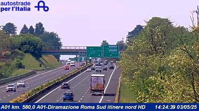 Preview delle webcam di Casale Colle Mezzo: A01 km. 580,0 A01-Diramazione Roma Sud itinere nord