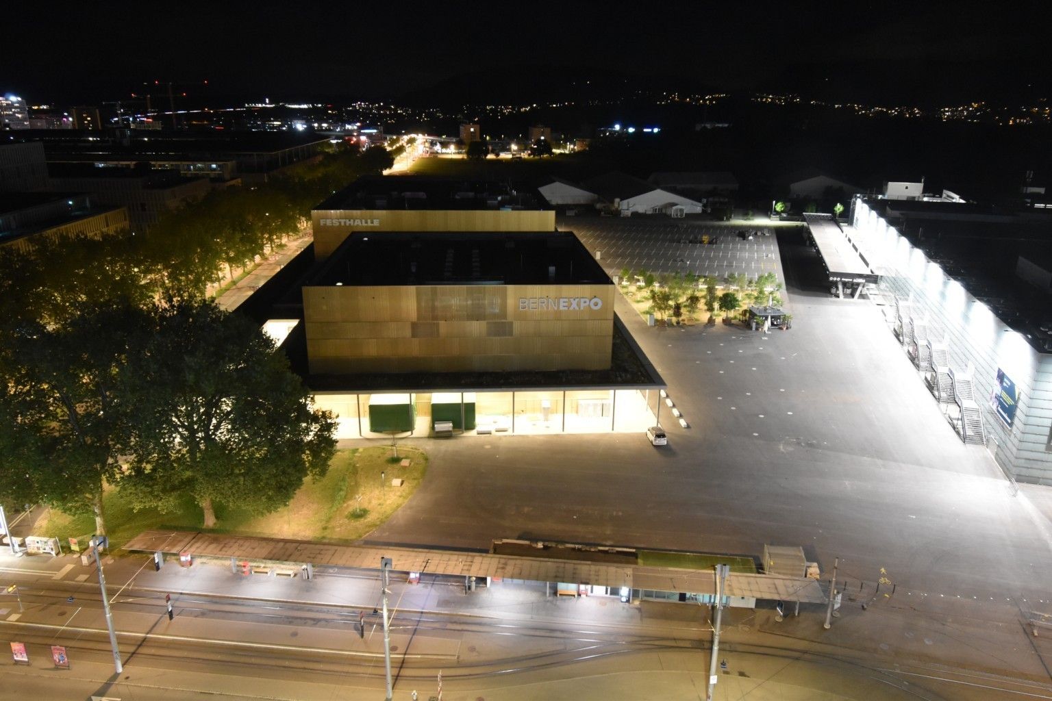 Bern: Beundenfeld: Hotel IBIS - Festhalle - A - Public