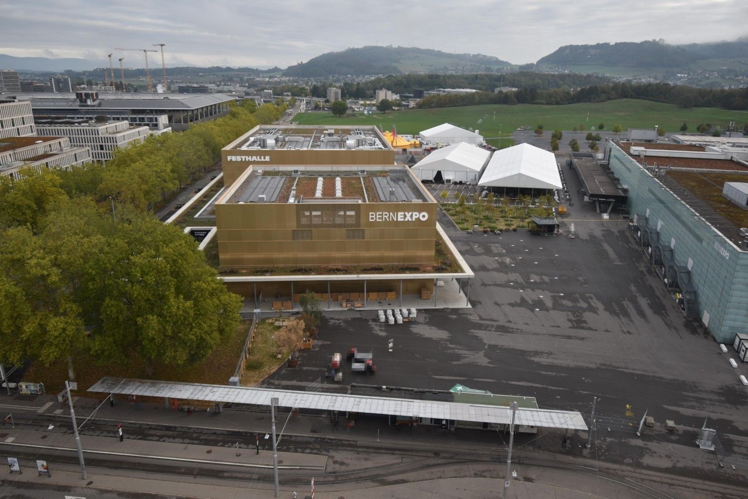 Bern: Beundenfeld: Hotel IBIS - Festhalle - A - Public
