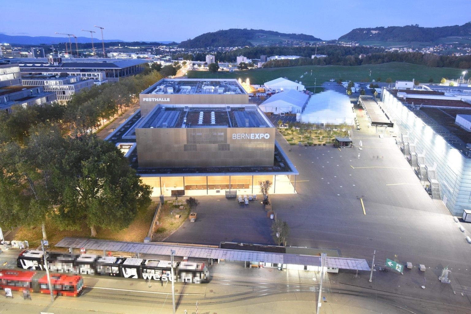 Bern: Beundenfeld: Hotel IBIS - Festhalle - A - Public