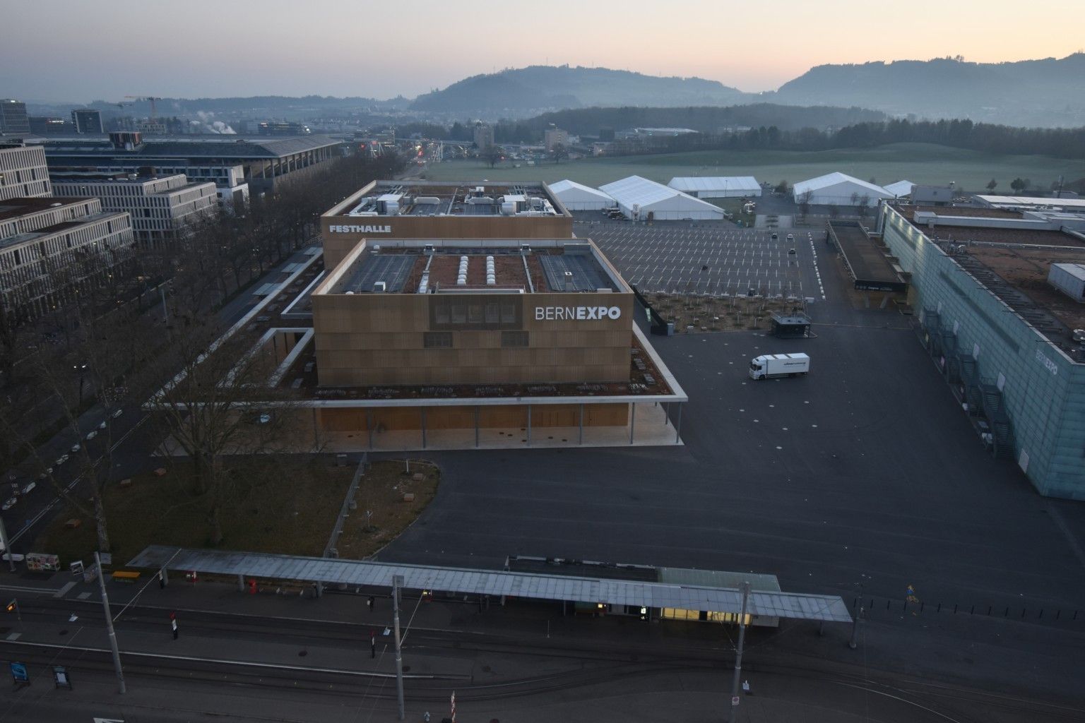 Bern: Beundenfeld: Hotel IBIS - Festhalle - A - Public