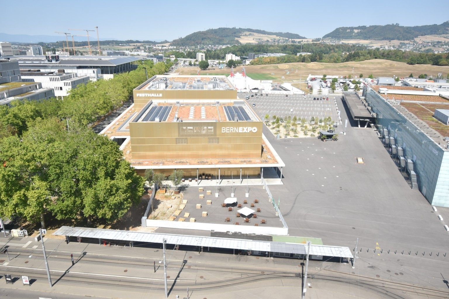 Bern: Beundenfeld: Hotel IBIS - Festhalle - A - Public