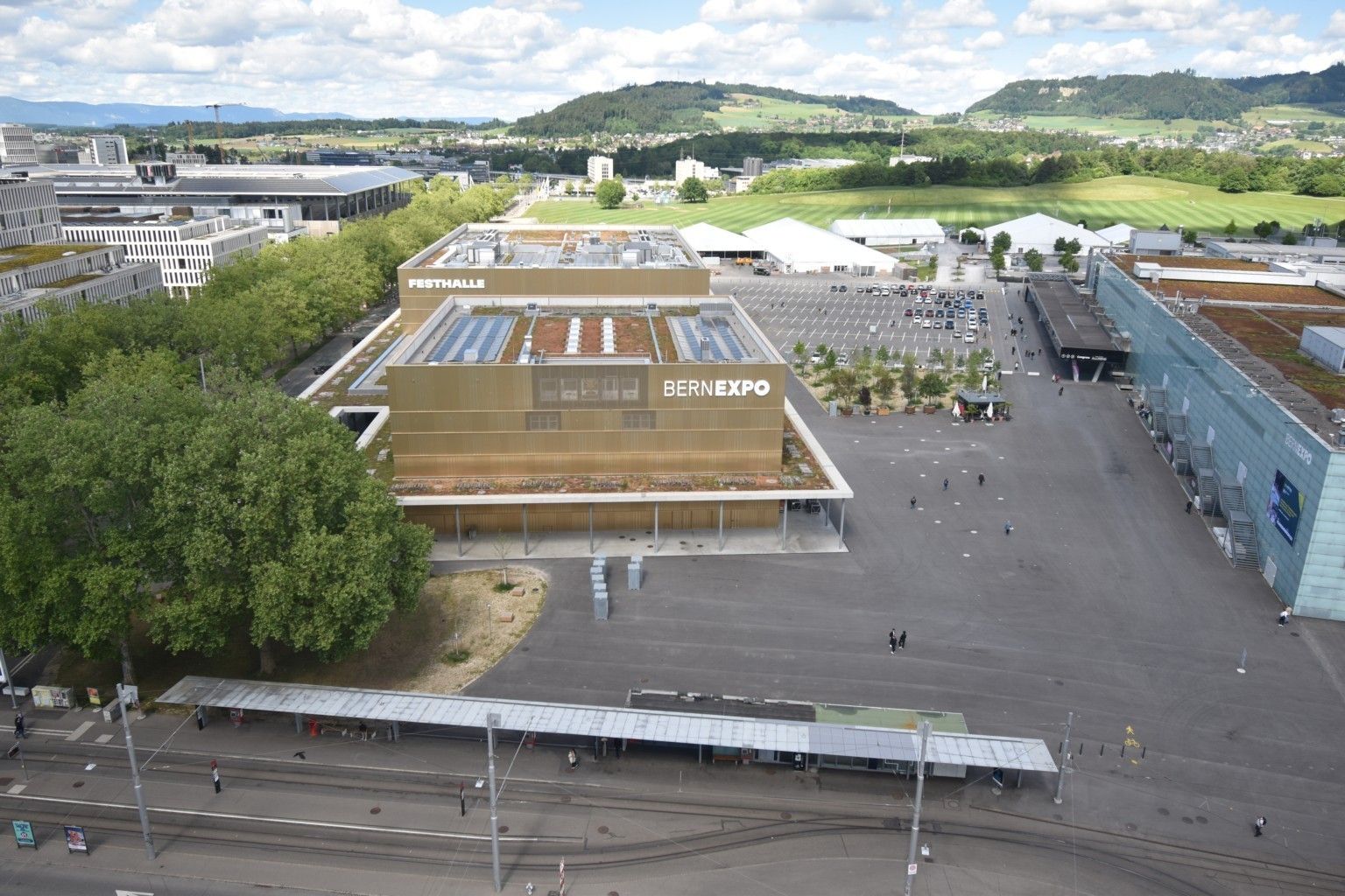 Bern: Beundenfeld: Hotel IBIS - Festhalle - A - Public