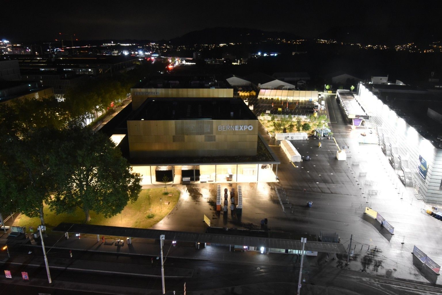 Bern: Beundenfeld: Hotel IBIS - Festhalle - A - Public