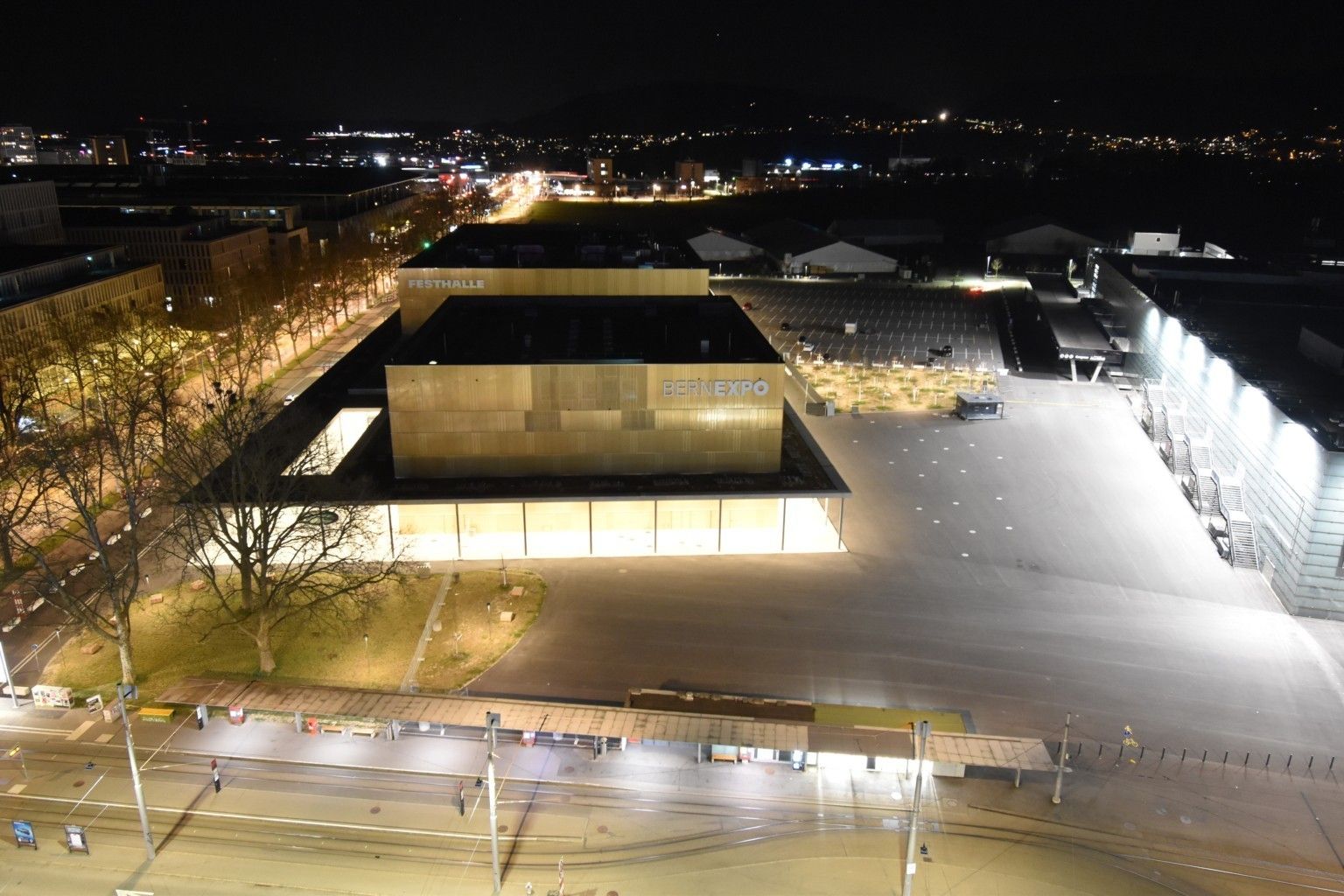 Bern: Beundenfeld: Hotel IBIS - Festhalle - A - Public