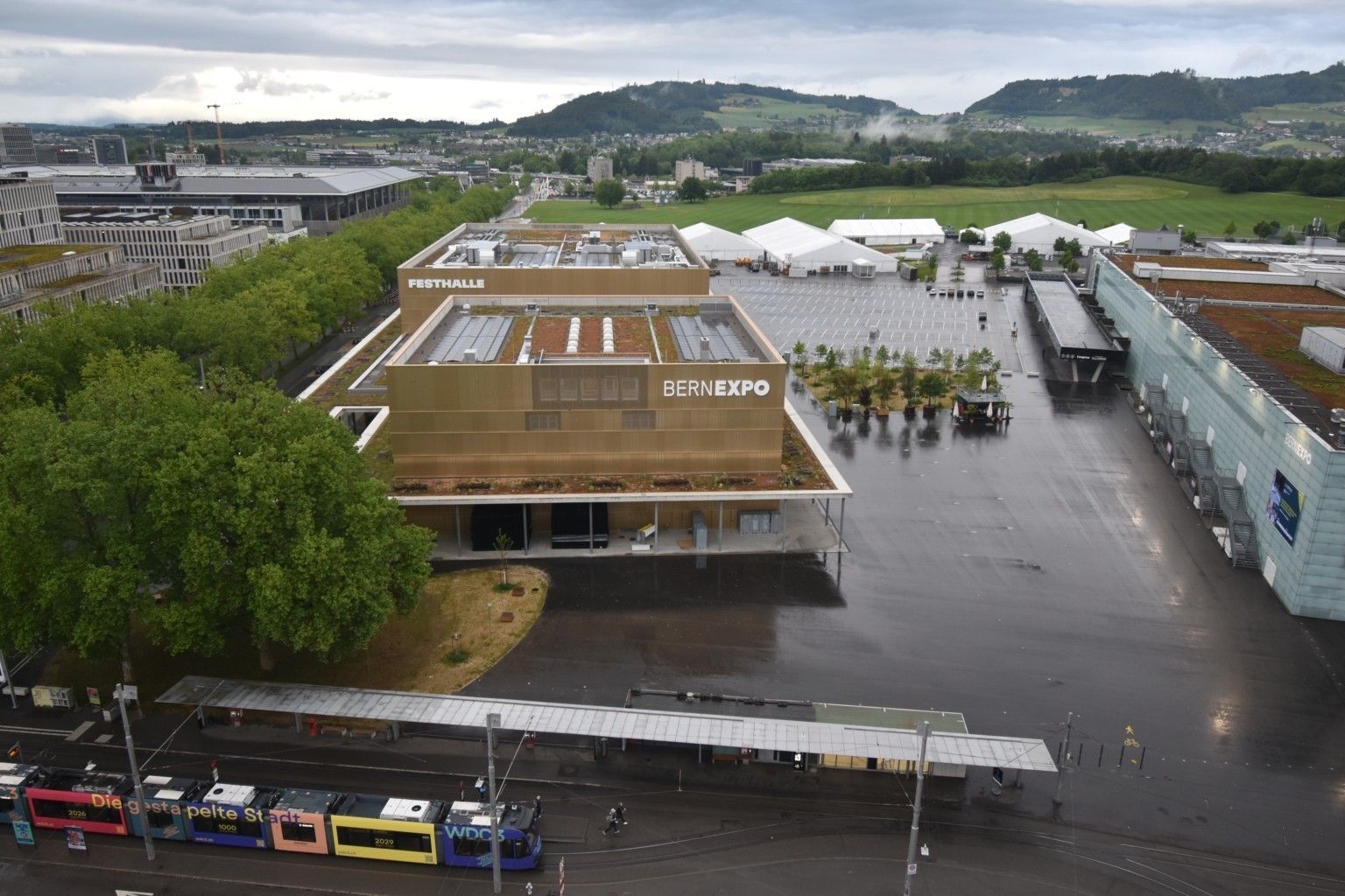 Bern: Beundenfeld: Hotel IBIS - Festhalle - A - Public