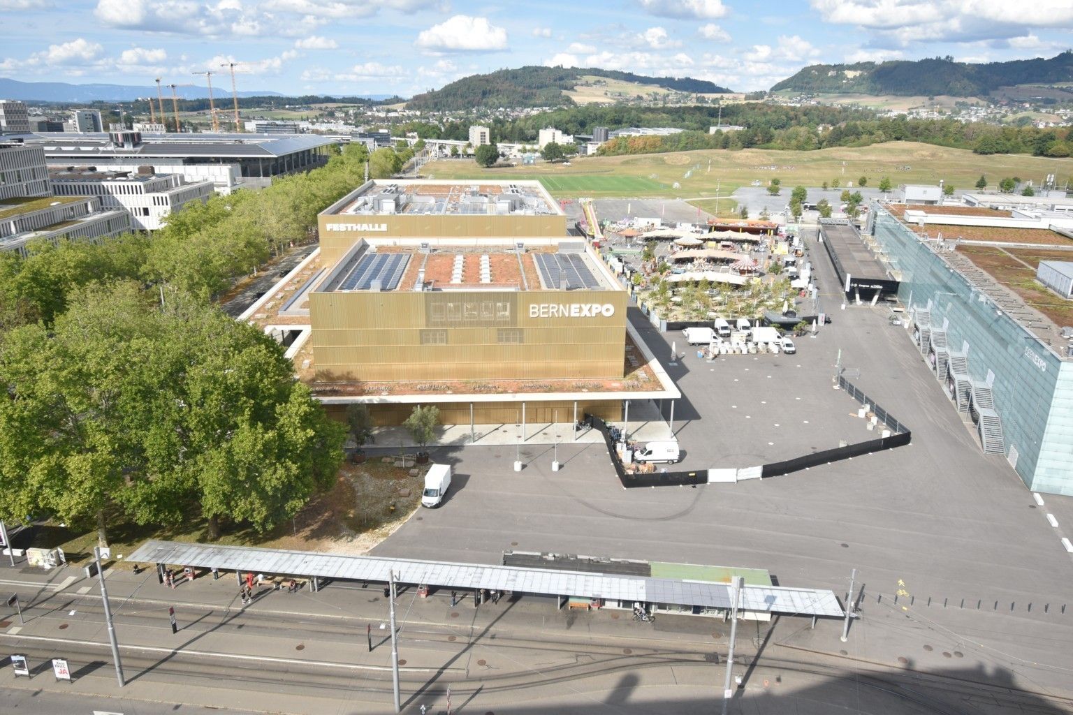 Bern: Beundenfeld: Hotel IBIS - Festhalle - A - Public