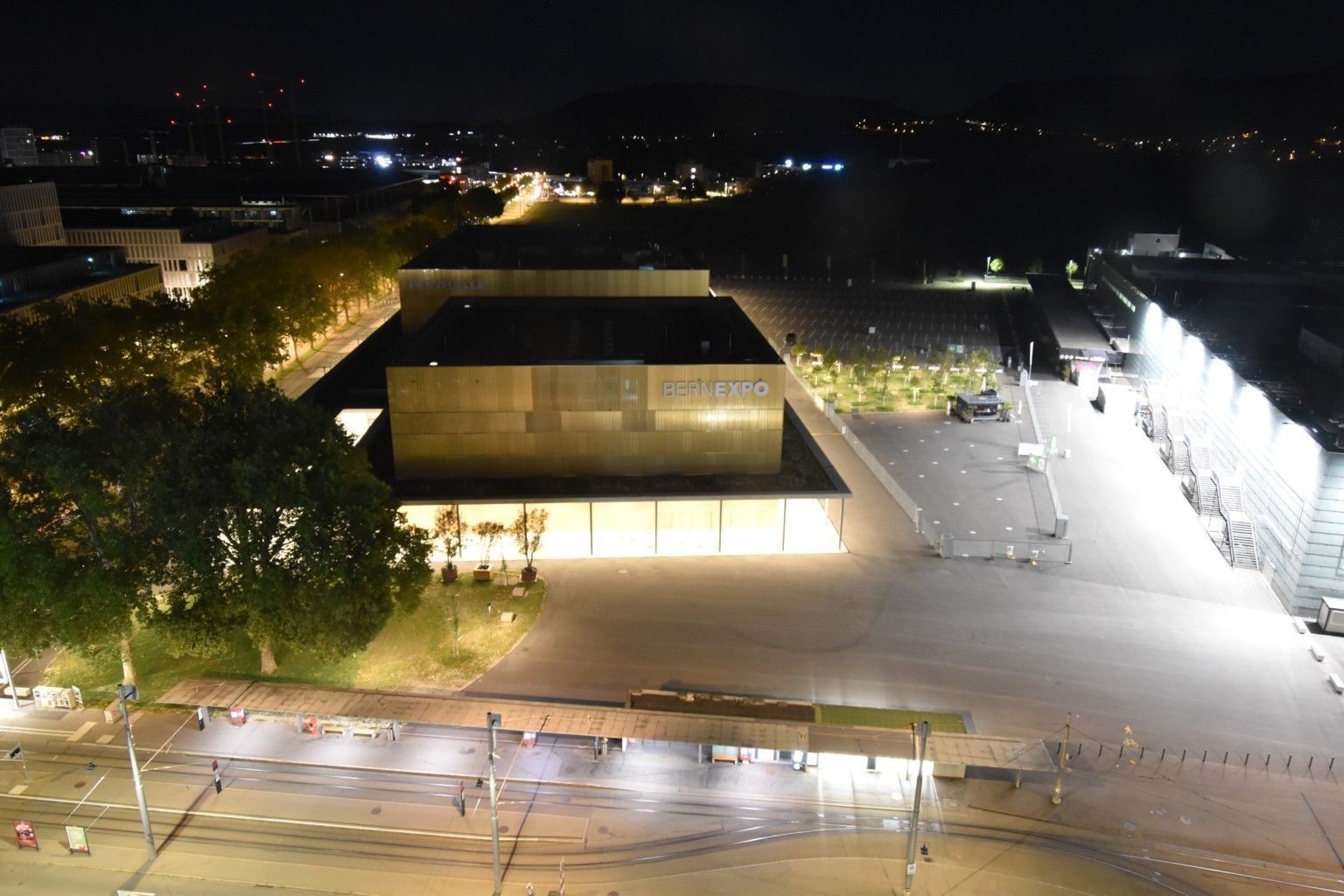 Bern: Beundenfeld: Hotel IBIS - Festhalle - A - Public