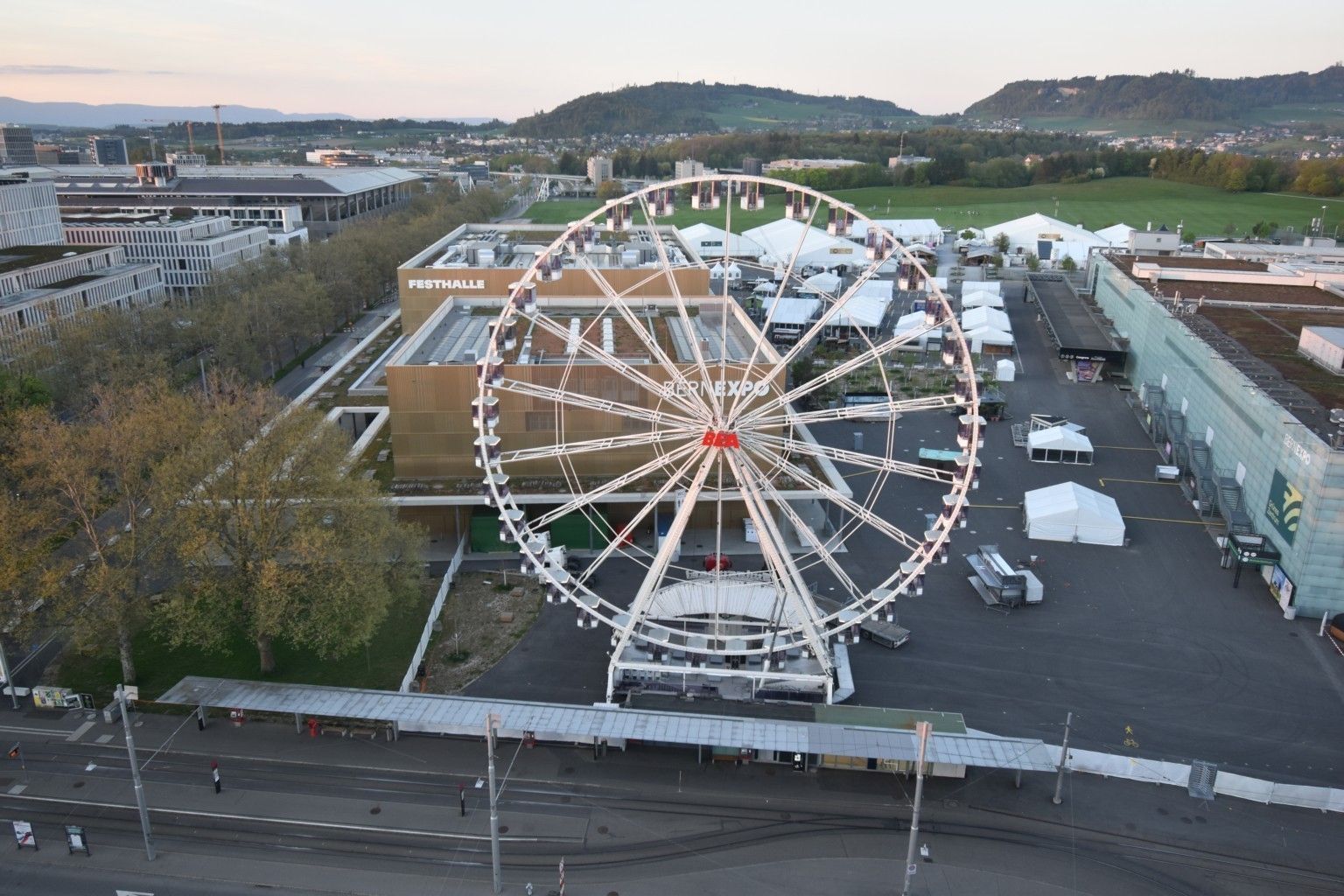 Bern: Beundenfeld: Hotel IBIS - Festhalle - A - Public