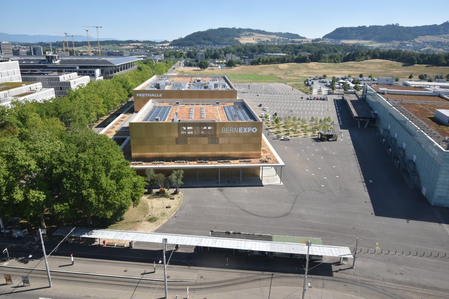 Bern: Beundenfeld: Hotel IBIS - Festhalle - A - Public