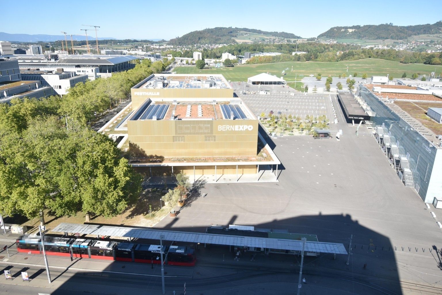 Bern: Beundenfeld: Hotel IBIS - Festhalle - A - Public